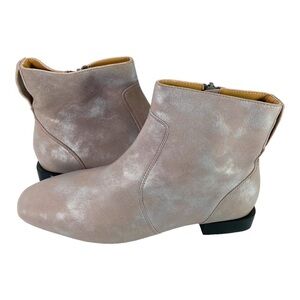 Colo Dexy grey silver low heel women’s zip up leather ankle booties 7.5